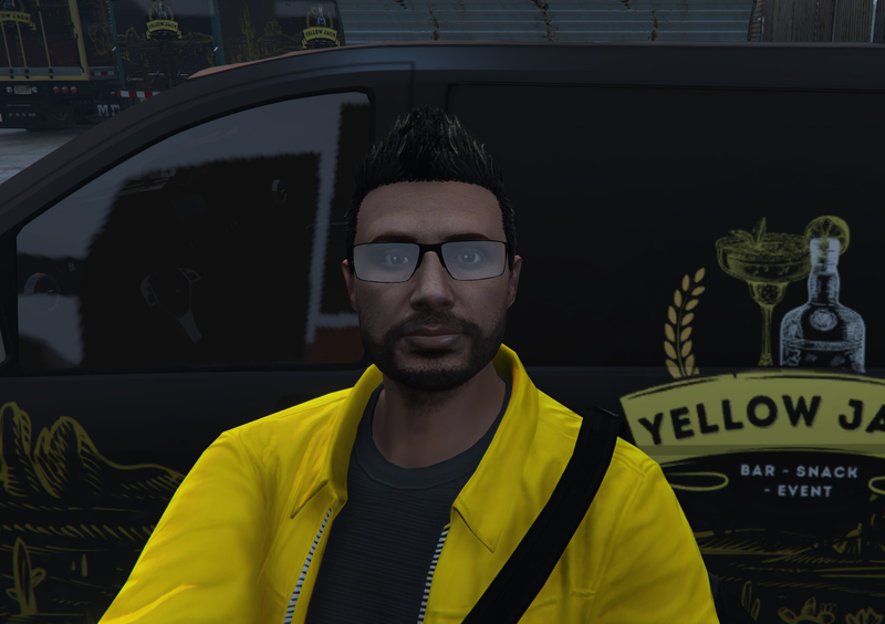 Fichier:ChrisYellow2.png