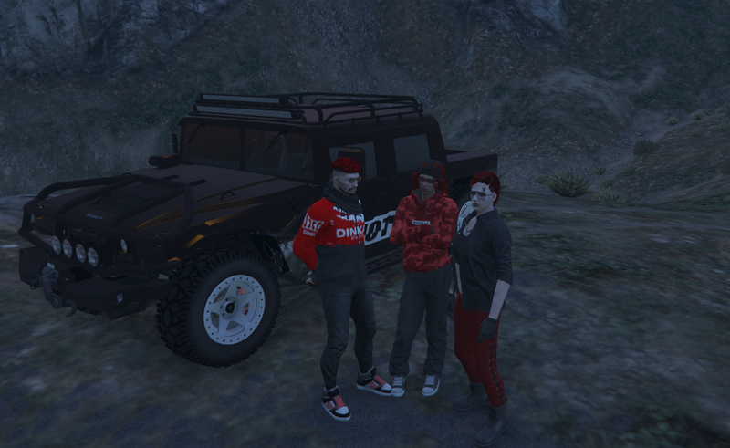 Fichier:Elya, Brandon et Julia.png