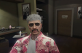 Ethan tente la moustache de Francis
